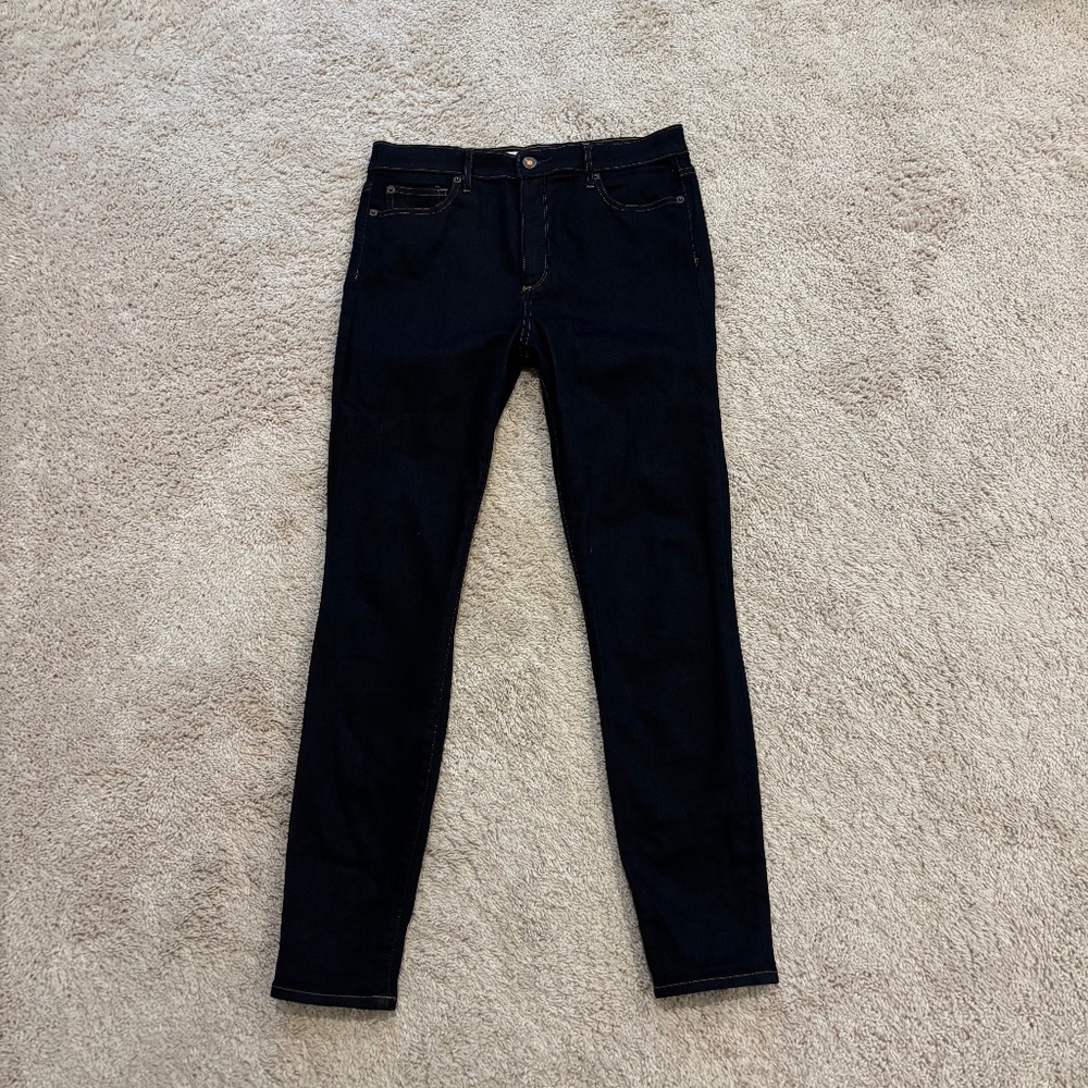 Gap women's true skinny super high rise rinsed denim Size 30R